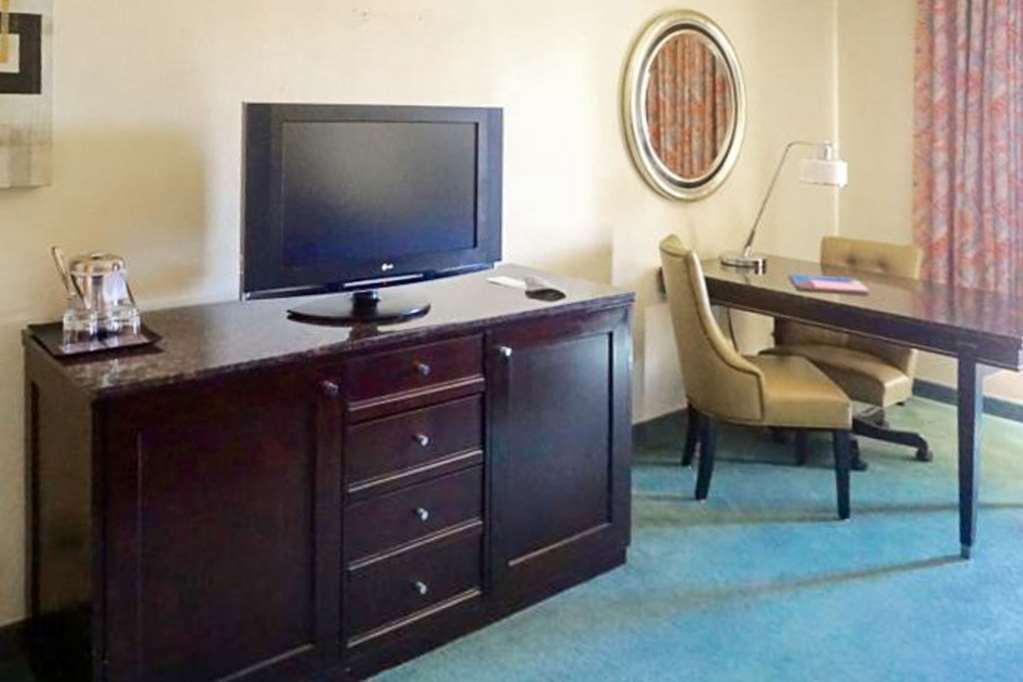 Red Roof Inn Ridgecrest Room photo
