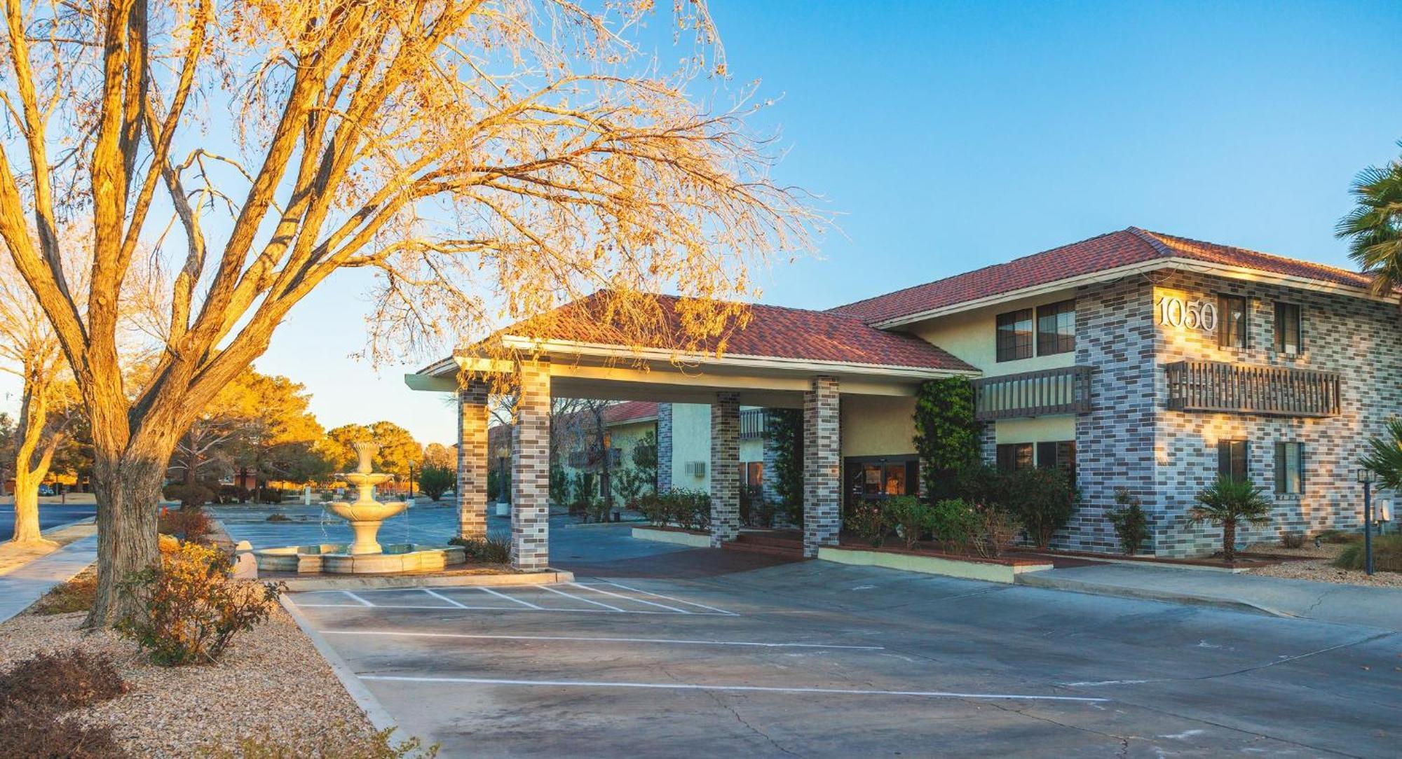 Red Roof Inn Ridgecrest Exterior photo